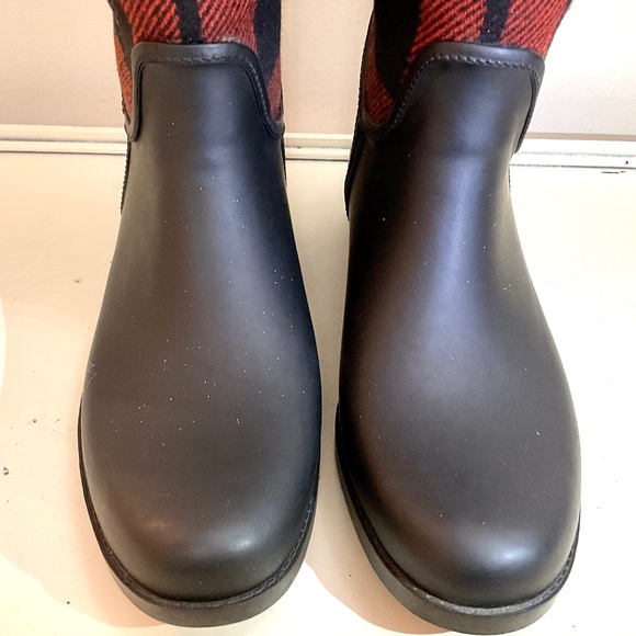 Coach Tristee Back Lace Up Fleece Lined Buffalo Plaid Rain Rubber Boots Size 10B - Picture 3 of 16